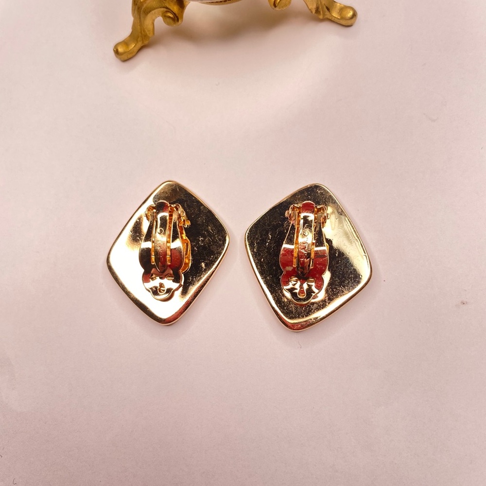 🔴 Swarovski Crystal Enamel Emerald Vintage Earrings - Picture 9 of 11